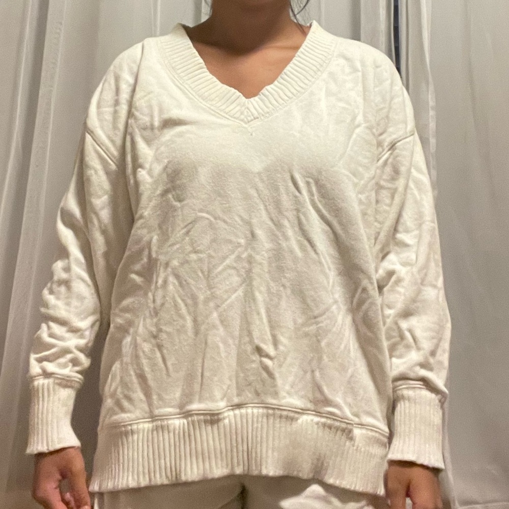Aerie White V-Neck Sweater - Size XS